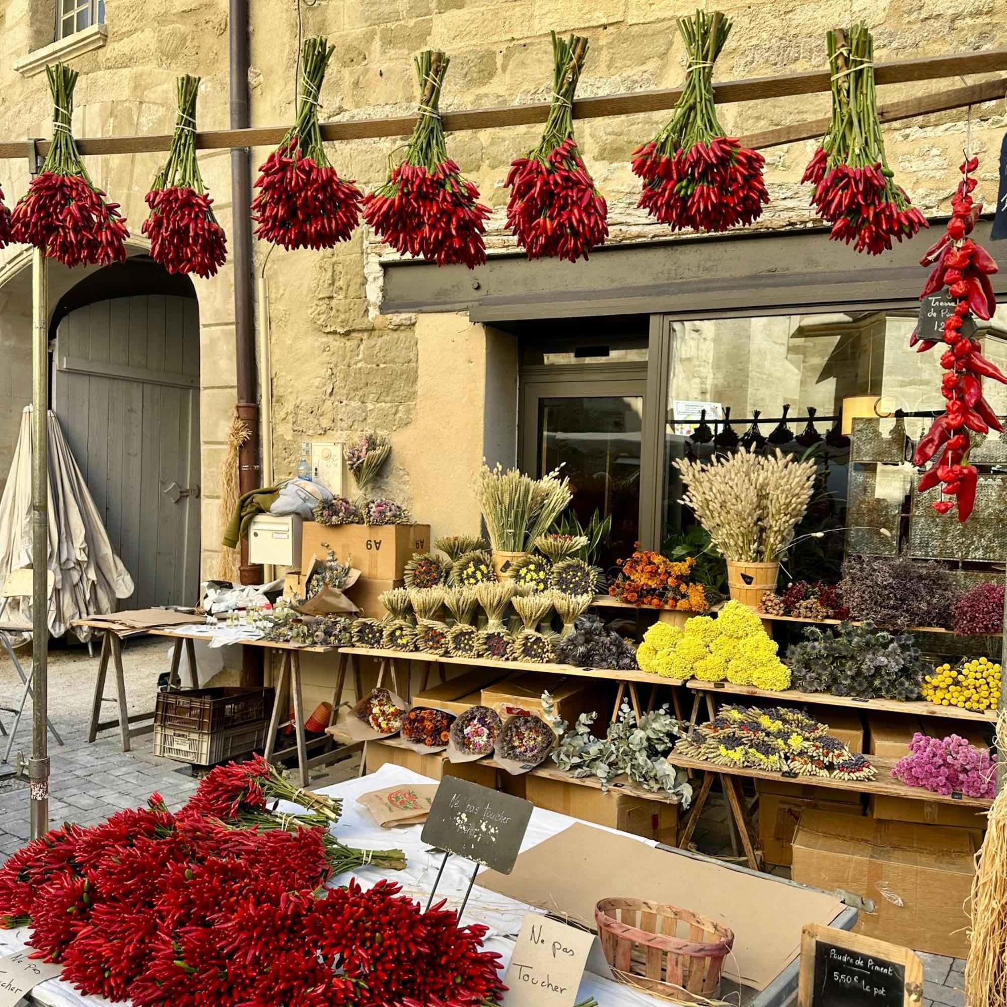 L Atelier De La Sorgue LʼIsle-sur-la-Sorgue Extérieur photo